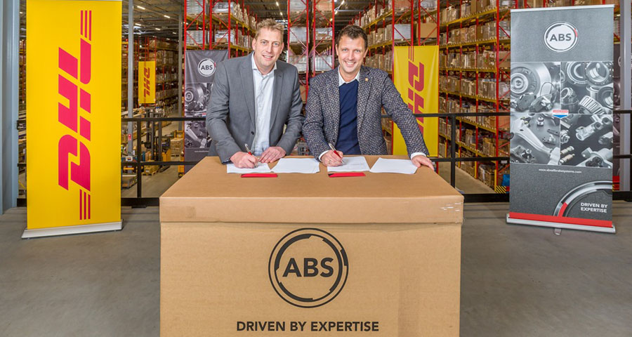 Firma del acuerdo entre ABS y DHL Supply Chain