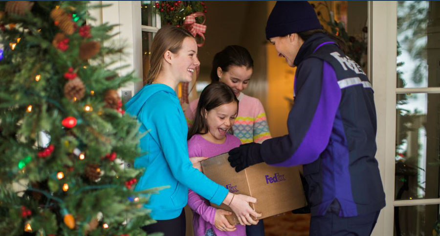Récord de envíos de FedEx en navidad