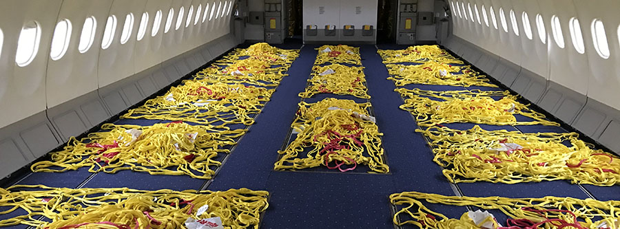 Avión de Iberia transformado en carguero