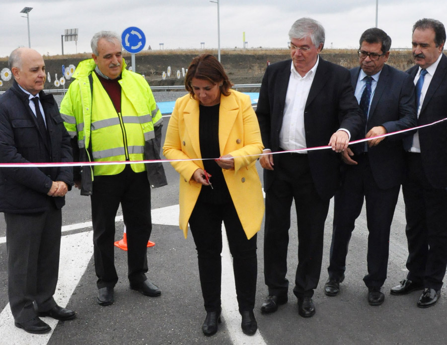 Inauguración del nuevo acceso vial a Plataforma Central Iberum