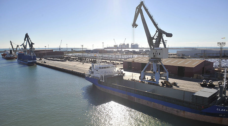 Terminal marítima del Puerto de Sagunto (Valencia)